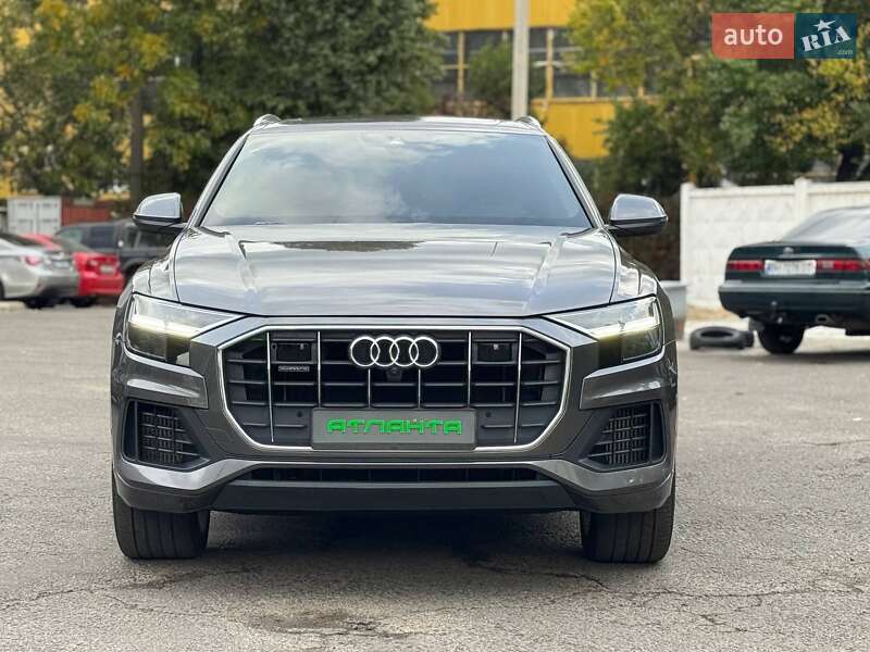 Внедорожник / Кроссовер Audi Q8 2018 в Одессе