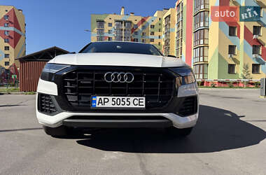 Внедорожник / Кроссовер Audi Q8 2019 в 
