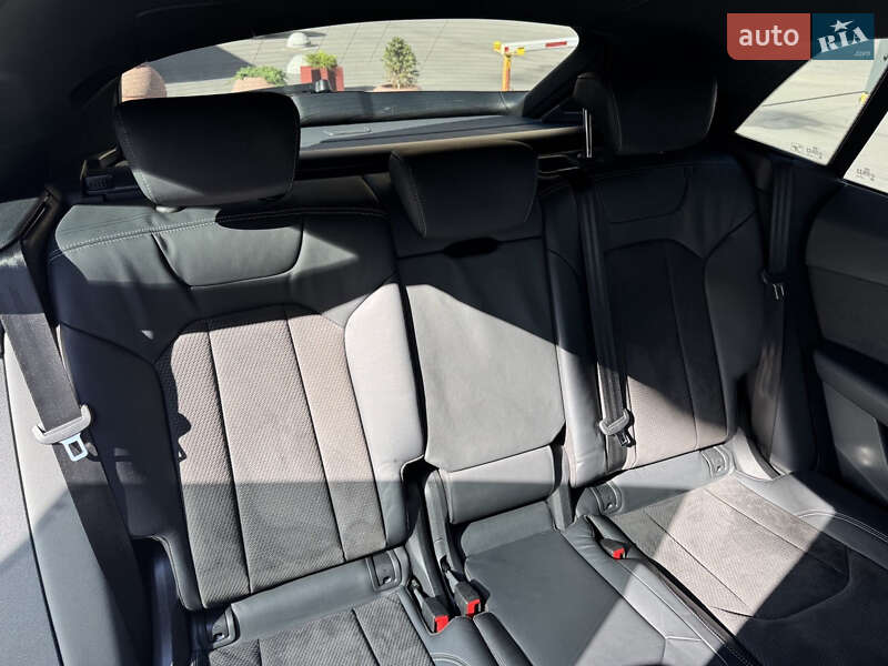 Позашляховик / Кросовер Audi Q8 2019 в Вінниці фото 12 Позашляховик / Кросовер Audi Q8 2019 в Вінниці