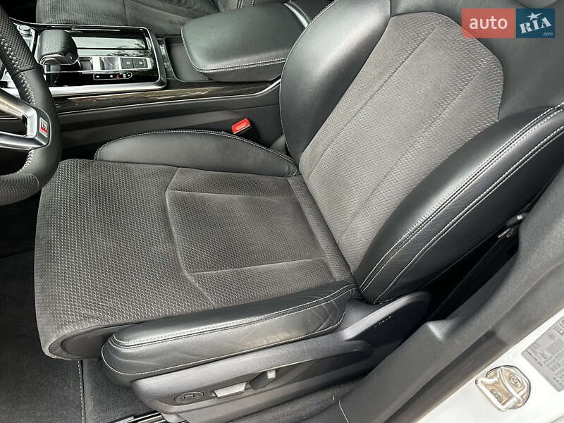 Внедорожник / Кроссовер Audi Q8 2019 в Киеве фото 31 Внедорожник / Кроссовер Audi Q8 2019 в Киеве