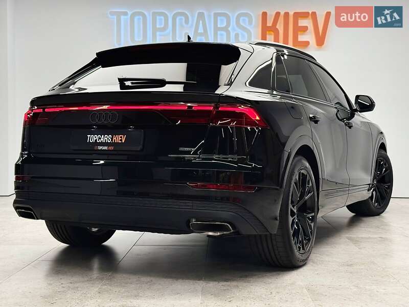 Позашляховик / Кросовер Audi Q8 2025 в Києві