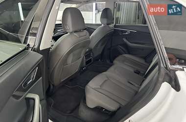Позашляховик / Кросовер Audi Q8 2018 в  фото 10 Позашляховик / Кросовер Audi Q8 2018 в