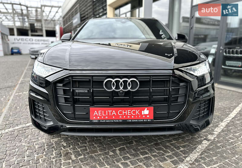 Внедорожник / Кроссовер Audi Q8 2021 в Днепре