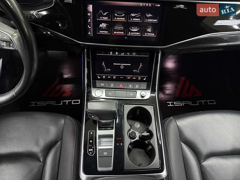 Позашляховик / Кросовер Audi Q8 2018 в Одесі фото 27 Позашляховик / Кросовер Audi Q8 2018 в Одесі