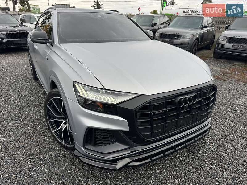 Внедорожник / Кроссовер Audi Q8 2019 в Тернополе