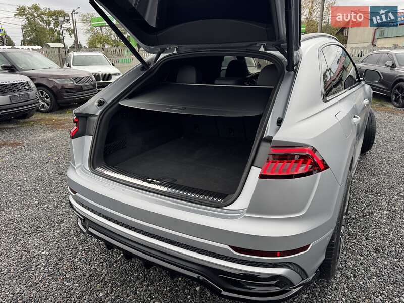 Внедорожник / Кроссовер Audi Q8 2019 в Тернополе
