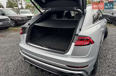 Позашляховик / Кросовер Audi Q8 2019 в 