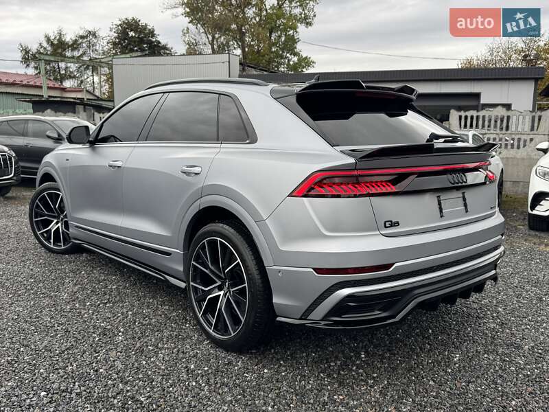 Внедорожник / Кроссовер Audi Q8 2019 в Тернополе