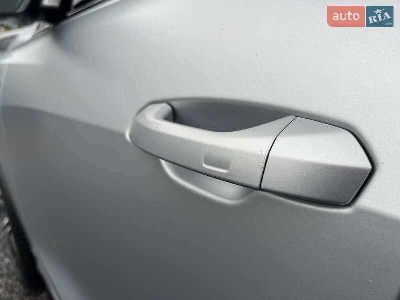 Внедорожник / Кроссовер Audi Q8 2019 в Тернополе