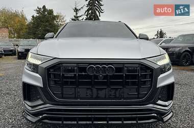 Позашляховик / Кросовер Audi Q8 2019 в 