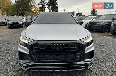 Позашляховик / Кросовер Audi Q8 2019 в 