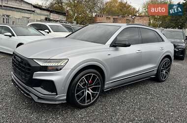 Позашляховик / Кросовер Audi Q8 2019 в 