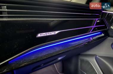 Позашляховик / Кросовер Audi Q8 2019 в 