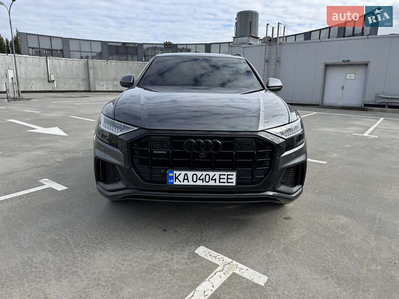 Позашляховик / Кросовер Audi Q8 2021 в Києві