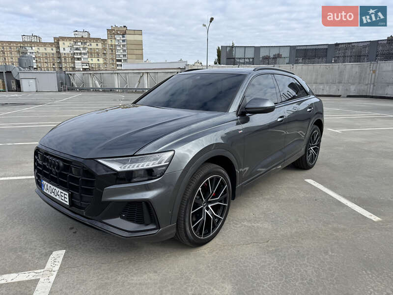 Позашляховик / Кросовер Audi Q8 2021 в Києві