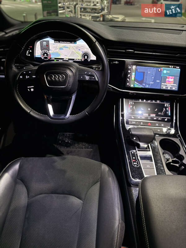 Позашляховик / Кросовер Audi Q8 2018 в Києві фото 28 Позашляховик / Кросовер Audi Q8 2018 в Києві