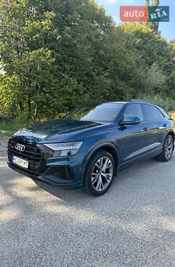Позашляховик / Кросовер Audi Q8 2021 в Львові