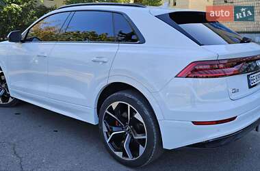 Позашляховик / Кросовер Audi Q8 2018 в  фото 16 Позашляховик / Кросовер Audi Q8 2018 в