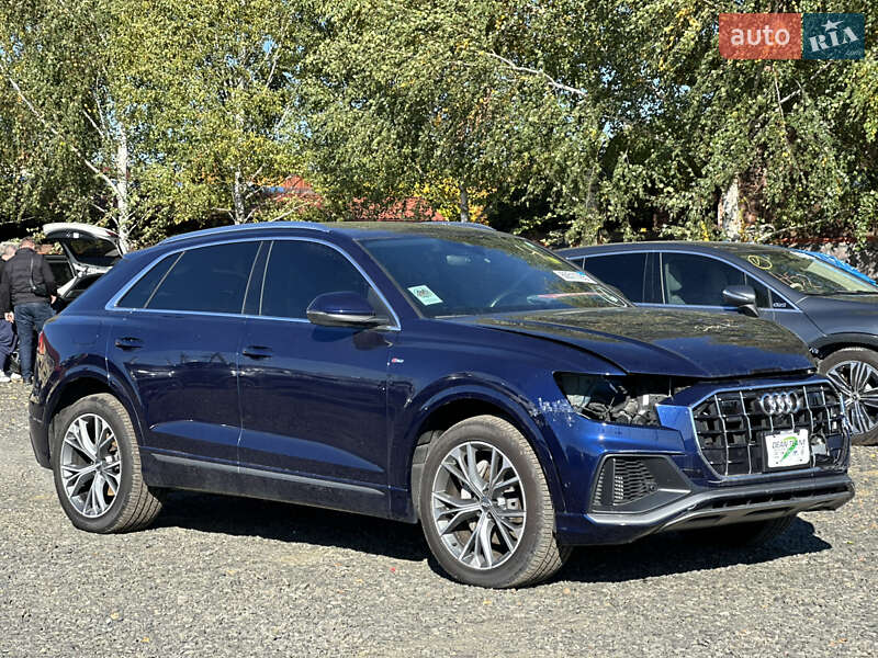 Внедорожник / Кроссовер Audi Q8 2020 в Луцке