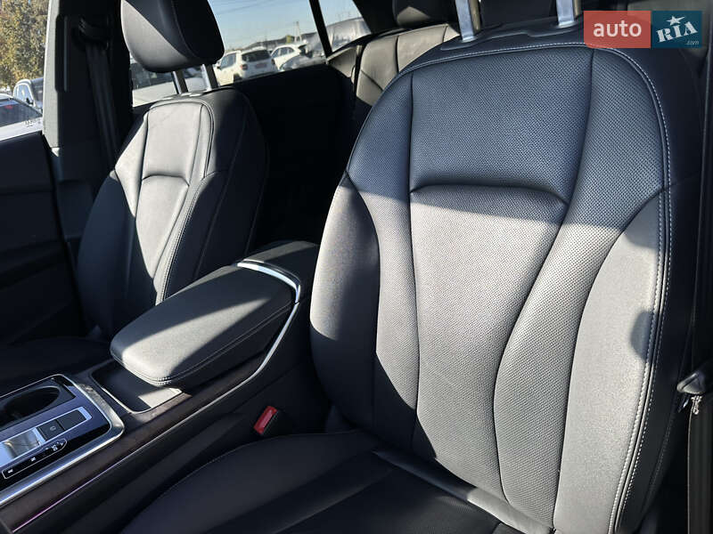 Внедорожник / Кроссовер Audi Q8 2020 в Луцке