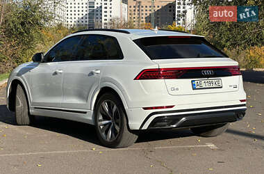Внедорожник / Кроссовер Audi Q8 2018 в 