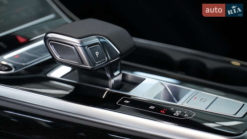 Позашляховик / Кросовер Audi Q8 2024 в Львові фото 43 Позашляховик / Кросовер Audi Q8 2024 в Львові