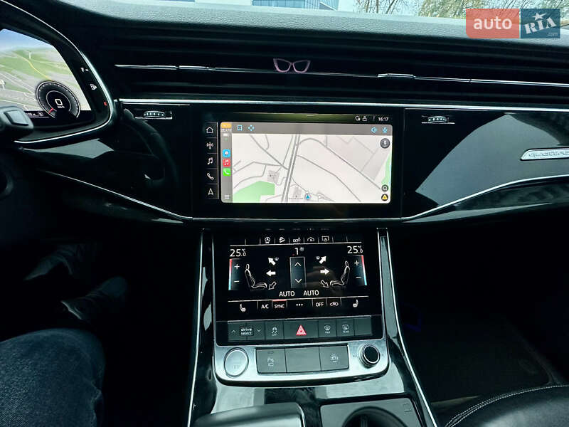Позашляховик / Кросовер Audi Q8 2018 в Києві