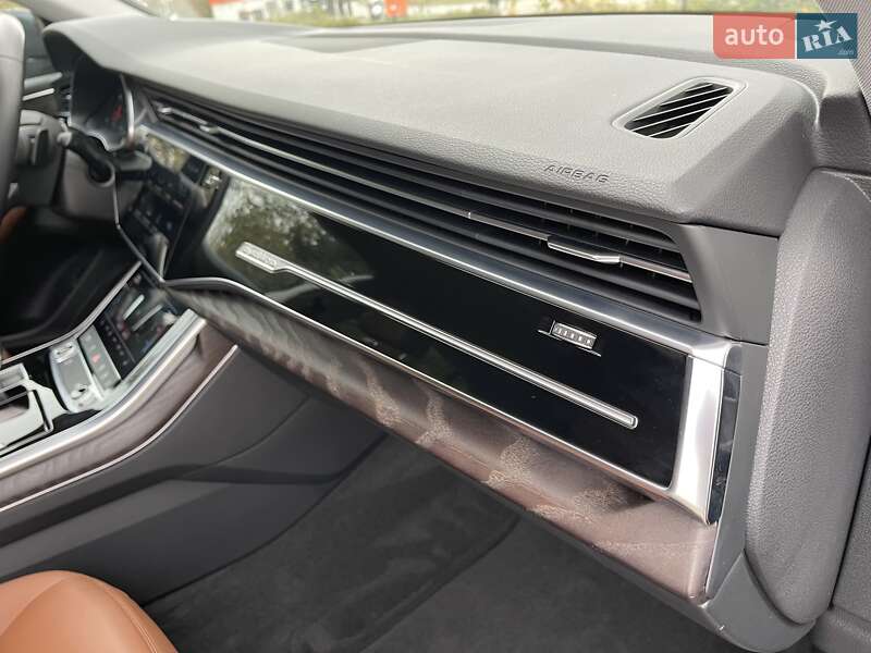 Позашляховик / Кросовер Audi Q8 2020 в Києві фото 43 Позашляховик / Кросовер Audi Q8 2020 в Києві