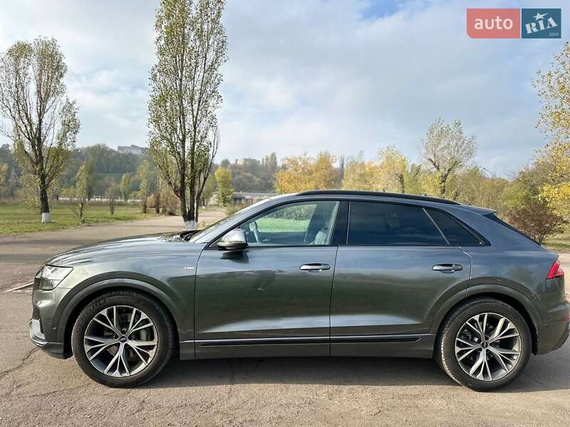 Внедорожник / Кроссовер Audi Q8 2021 в Каменском фото 2 Внедорожник / Кроссовер Audi Q8 2021 в Каменском