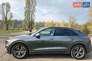 Позашляховик / Кросовер Audi Q8 2021 в  фото 2 Позашляховик / Кросовер Audi Q8 2021 в