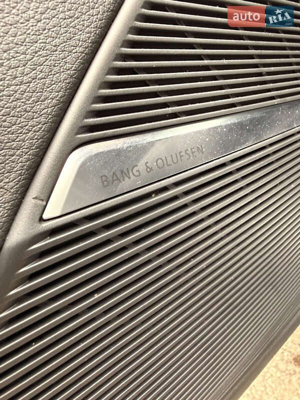 Позашляховик / Кросовер Audi Q8 2022 в Рівному фото 27 Позашляховик / Кросовер Audi Q8 2022 в Рівному