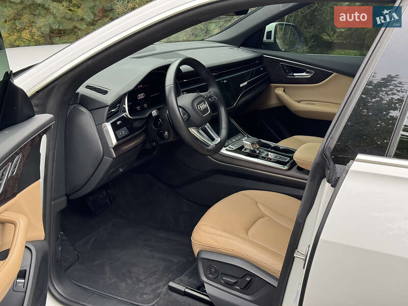 Позашляховик / Кросовер Audi Q8 2021 в Києві фото 24 Позашляховик / Кросовер Audi Q8 2021 в Києві