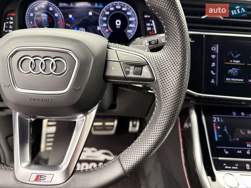 Позашляховик / Кросовер Audi Q8 2019 в Києві