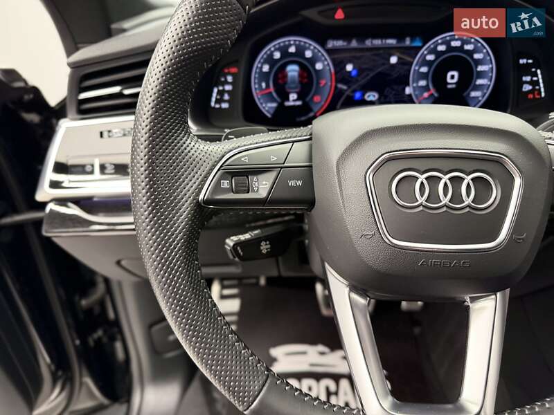 Позашляховик / Кросовер Audi Q8 2019 в Києві