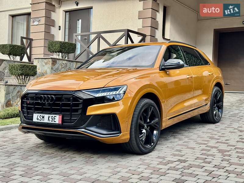 Внедорожник / Кроссовер Audi Q8 2020 в Черновцах