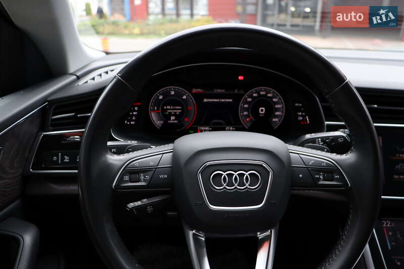 Внедорожник / Кроссовер Audi Q8 2018 в Львове