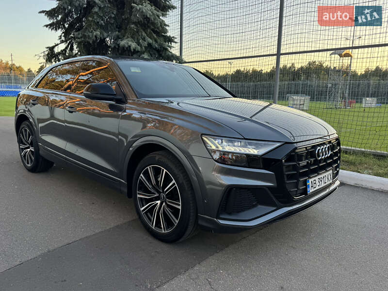 Позашляховик / Кросовер Audi Q8 2021 в Києві