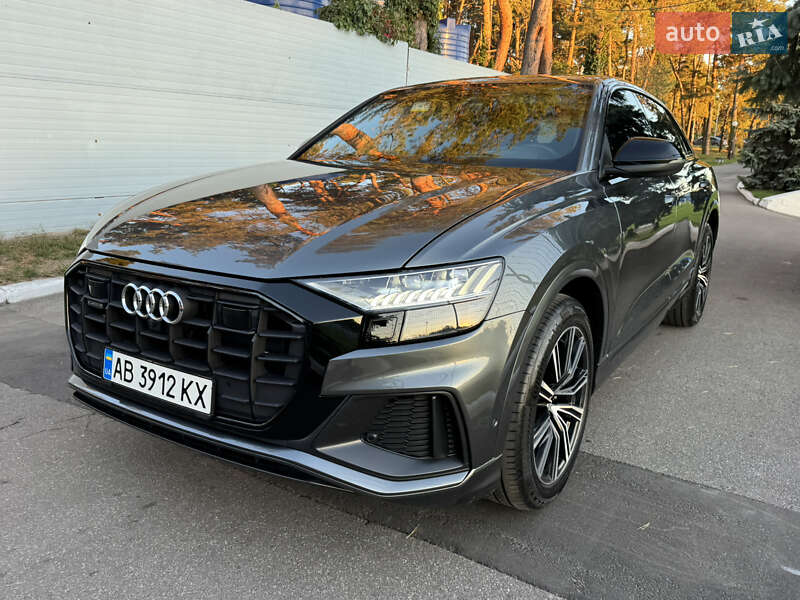 Позашляховик / Кросовер Audi Q8 2021 в Києві