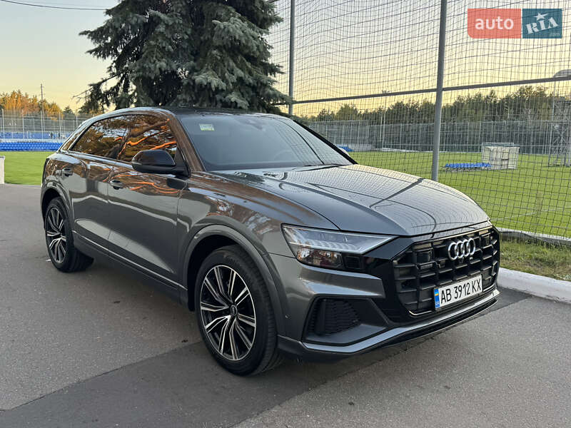 Позашляховик / Кросовер Audi Q8 2021 в Києві