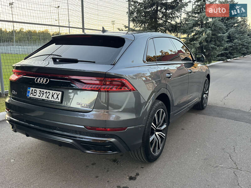 Позашляховик / Кросовер Audi Q8 2021 в Києві
