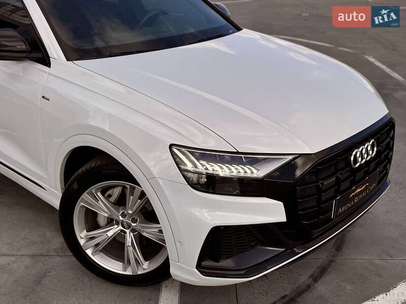 Позашляховик / Кросовер Audi Q8 2020 в Києві фото 4 Позашляховик / Кросовер Audi Q8 2020 в Києві