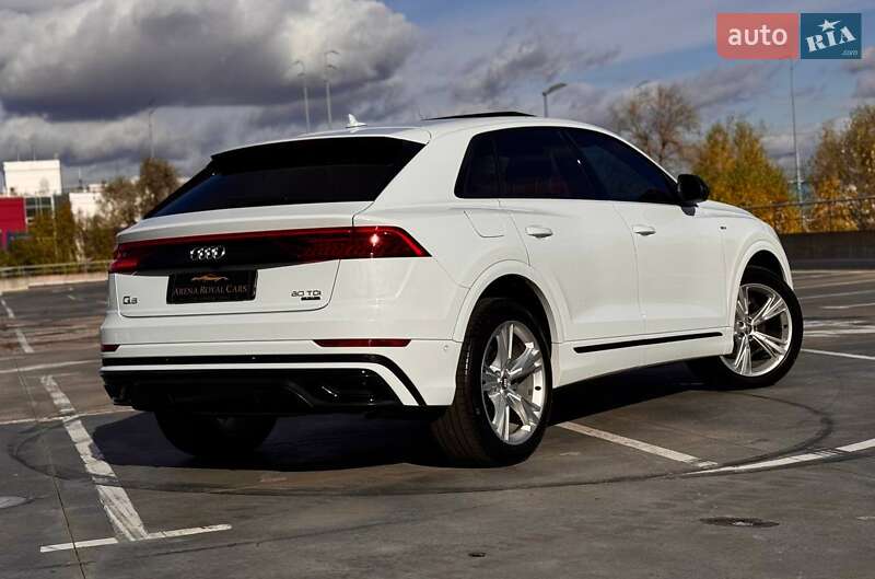 Позашляховик / Кросовер Audi Q8 2020 в Києві фото 18 Позашляховик / Кросовер Audi Q8 2020 в Києві
