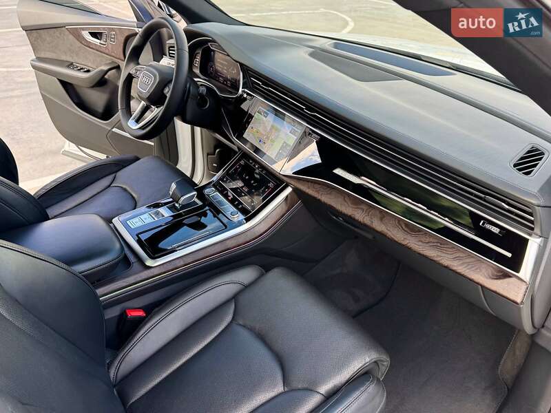 Позашляховик / Кросовер Audi Q8 2020 в Києві фото 29 Позашляховик / Кросовер Audi Q8 2020 в Києві