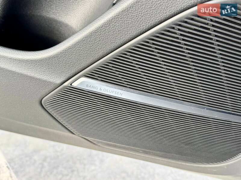 Позашляховик / Кросовер Audi Q8 2020 в Києві фото 53 Позашляховик / Кросовер Audi Q8 2020 в Києві
