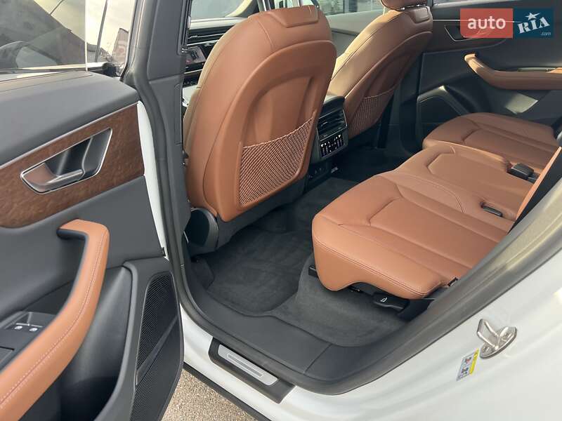 Внедорожник / Кроссовер Audi Q8 2024 в Киеве фото 15 Внедорожник / Кроссовер Audi Q8 2024 в Киеве