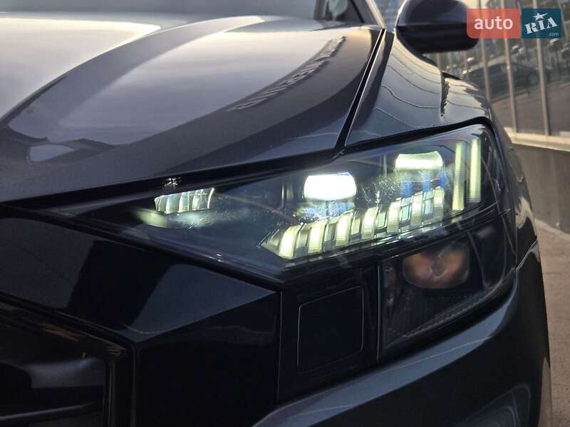 Внедорожник / Кроссовер Audi Q8 2020 в Киеве