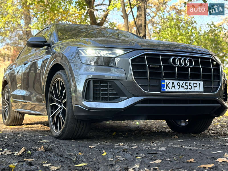 Позашляховик / Кросовер Audi Q8 2019 в Києві