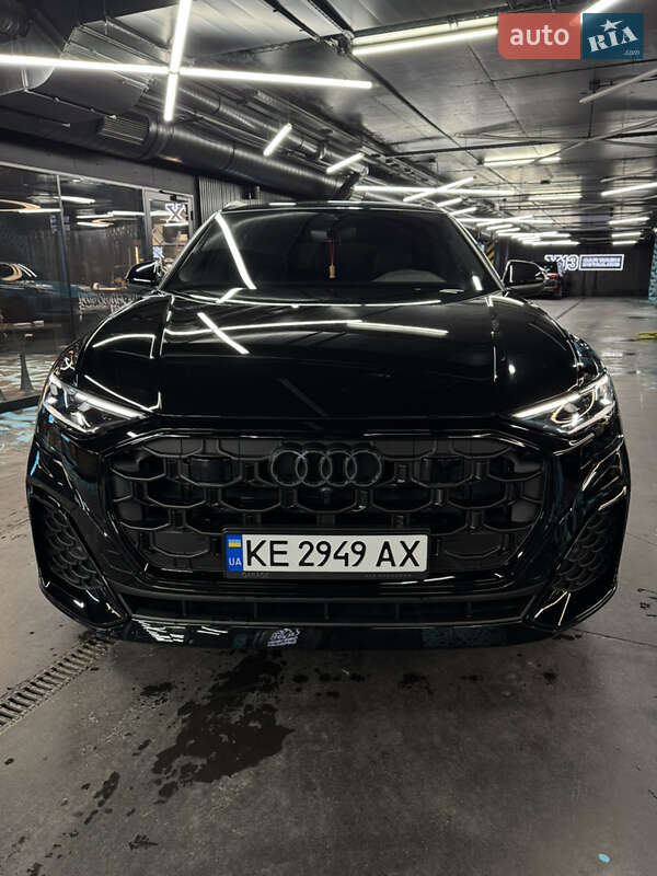 Позашляховик / Кросовер Audi Q8 2024 в Києві
