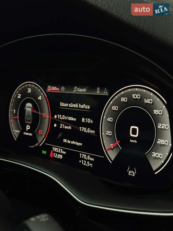 Позашляховик / Кросовер Audi Q8 2024 в Києві