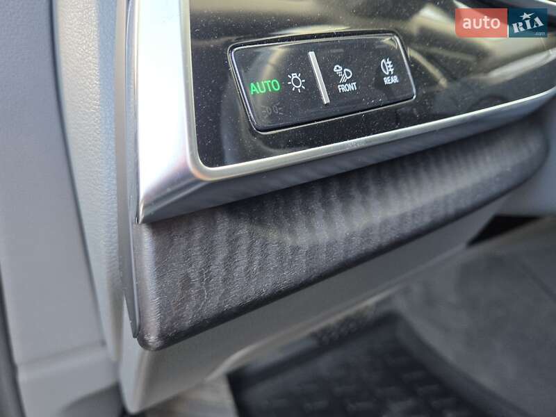 Внедорожник / Кроссовер Audi Q8 2019 в Киеве фото 31 Внедорожник / Кроссовер Audi Q8 2019 в Киеве